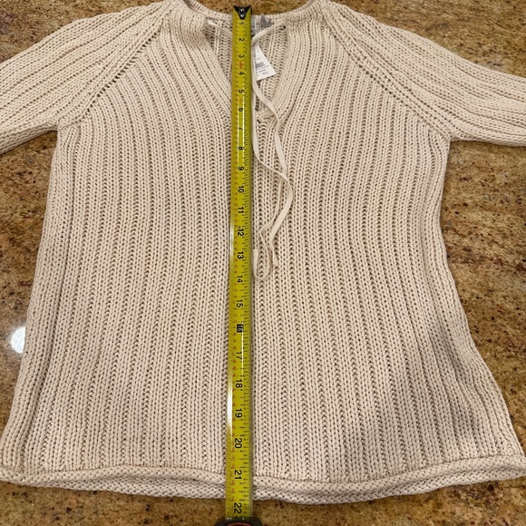 NWT🩷ANNE KLEIN CHALK V-NECK SWEATER WITH TIE SIZE SMALL - Picture 8 of 8